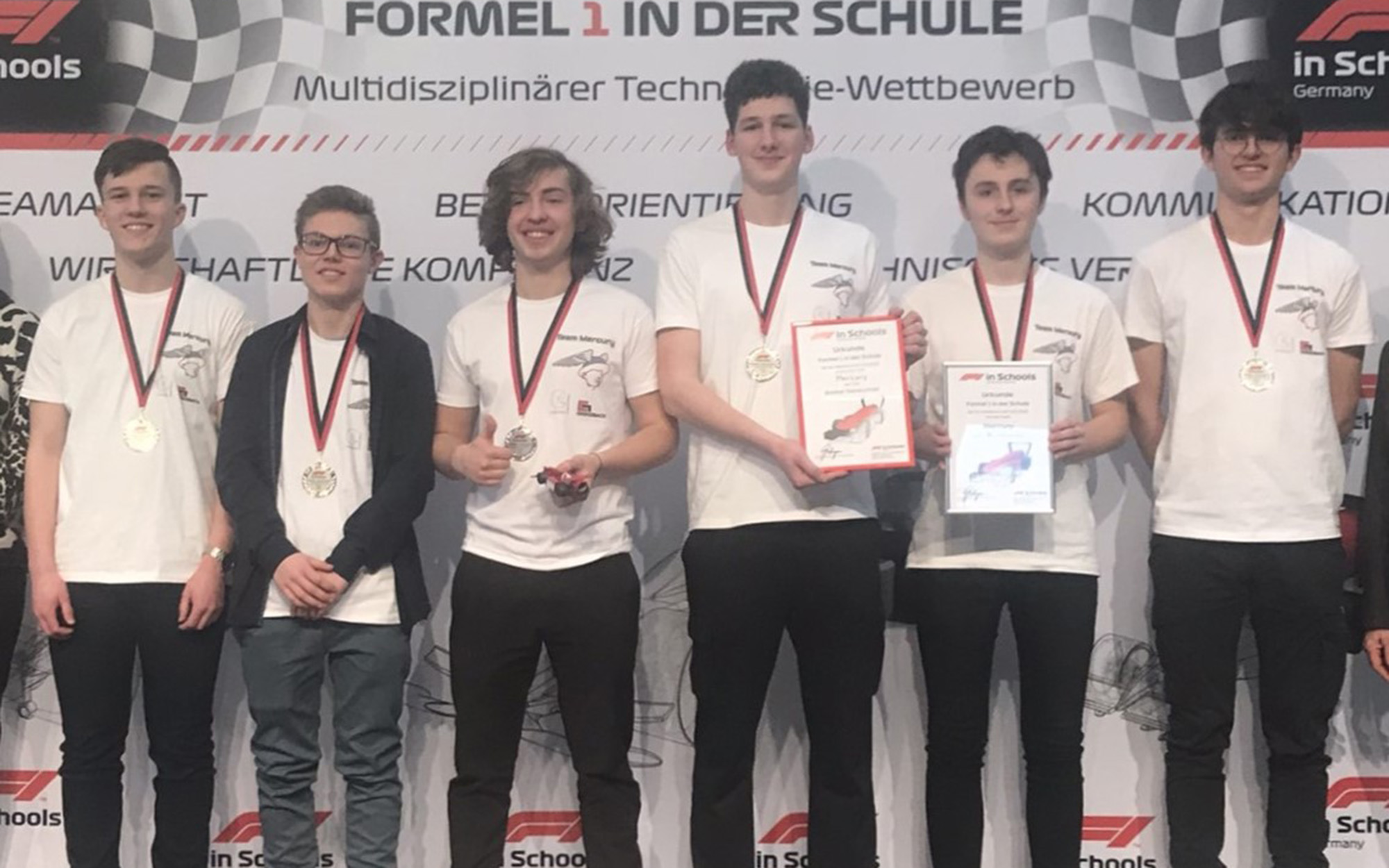 Gymnasium Donauwörth gewinnt Meisterschaft Süd