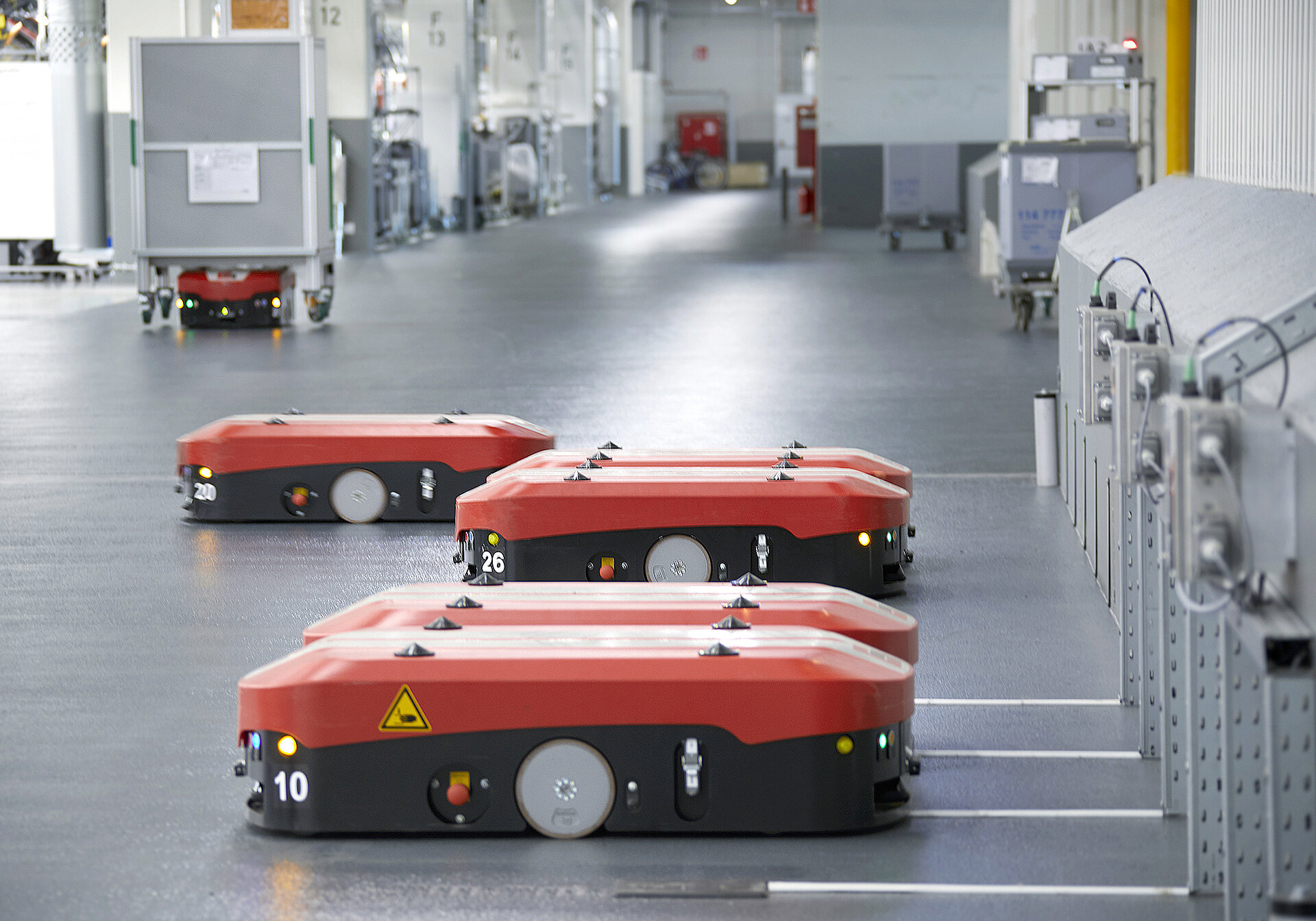 Intralogistics Grenzebach drives the automotive industry with their intralogistics solutions.