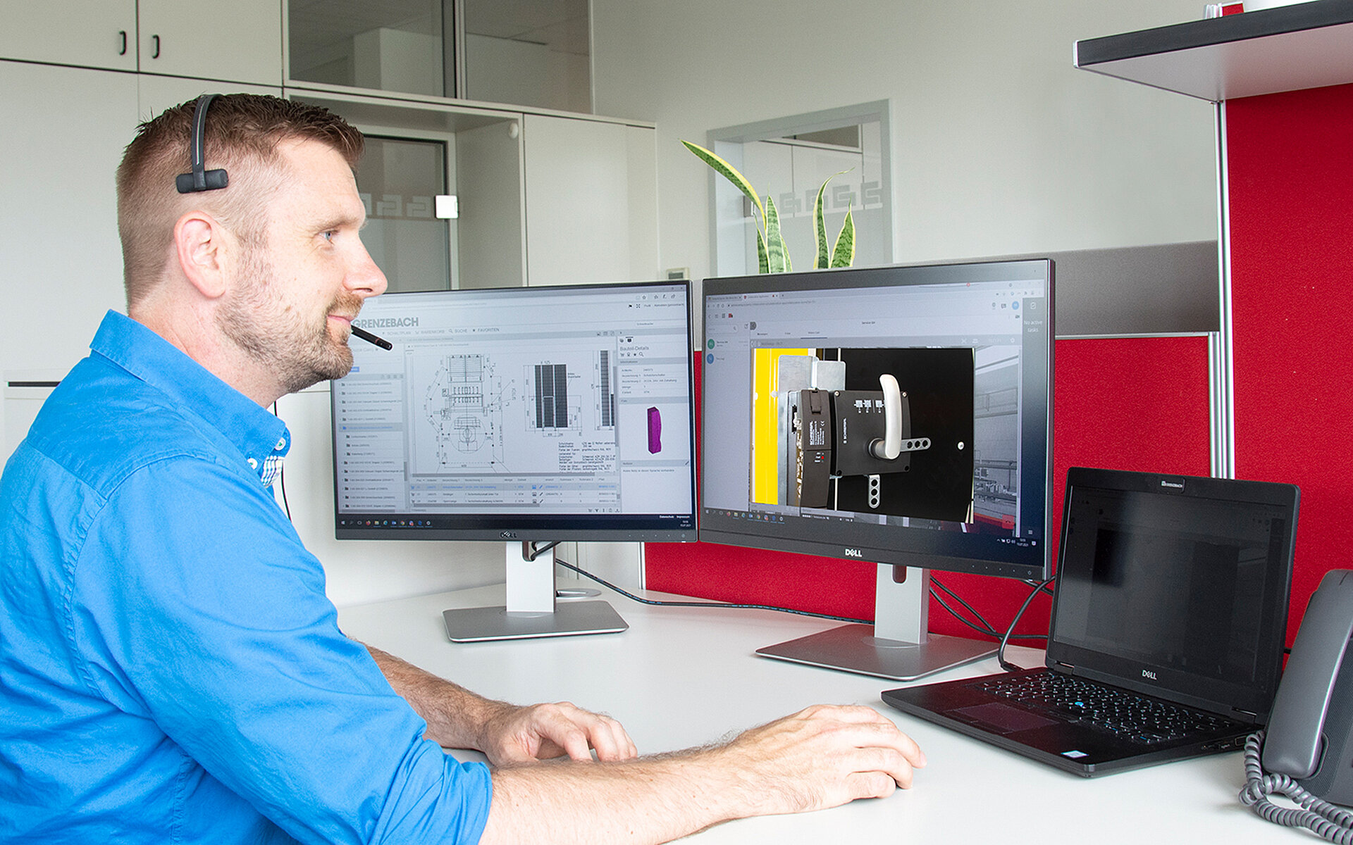 Joachim Vesely, Service Manager at Grenzebach Hamlar, inspects the production plant of a long-time overseas customer via the SERICY Collaboration App