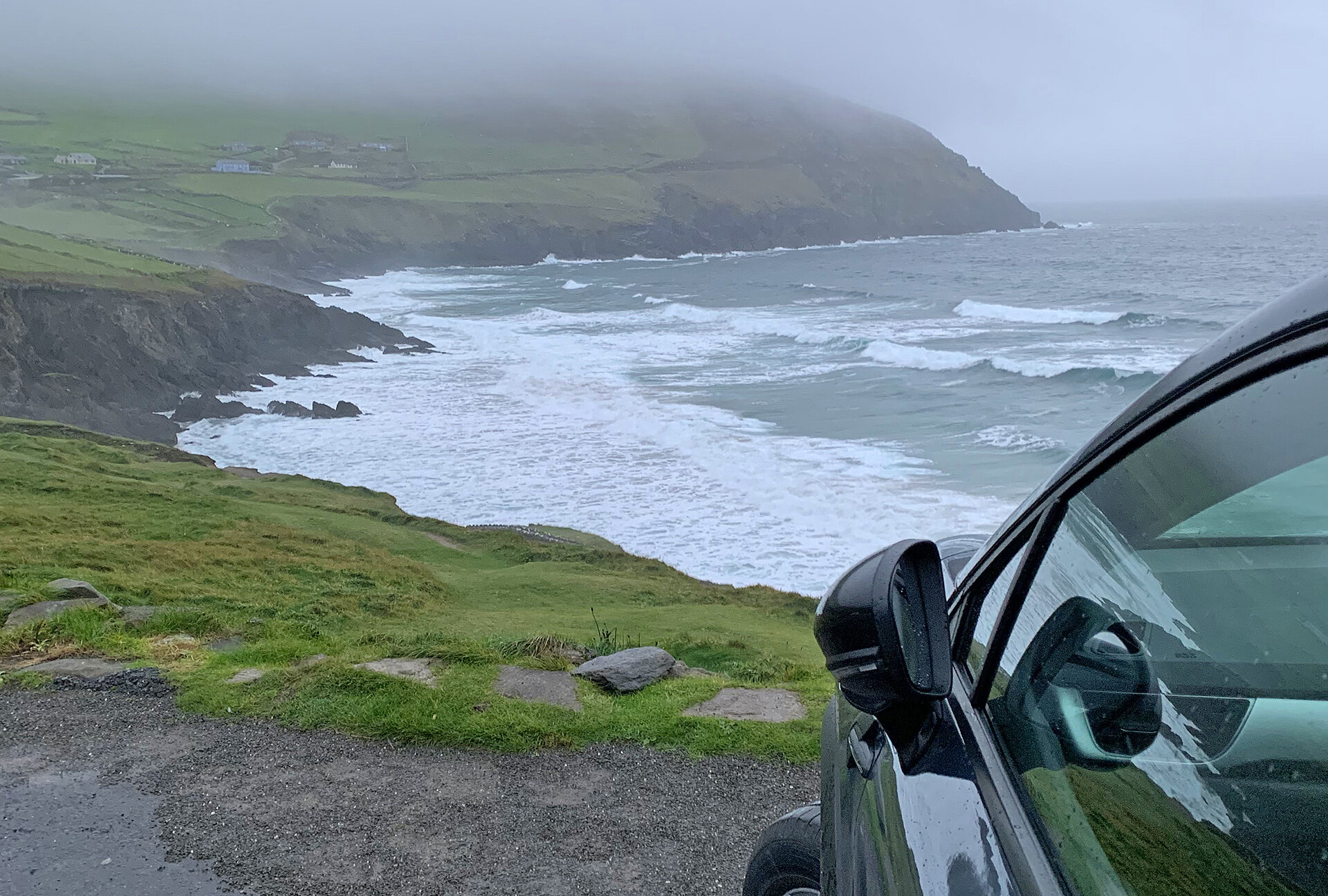 The best way to explore Ireland is by car. Roadtrip by car